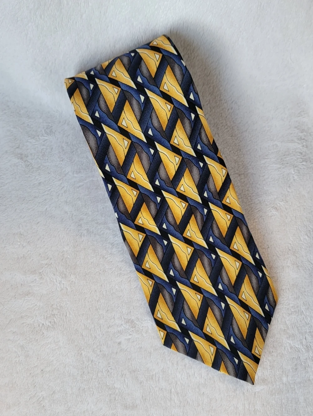 Stonebridge Ltd Cocktail Collection Molecular Vodka Tie Blue Yellow 100% Silk